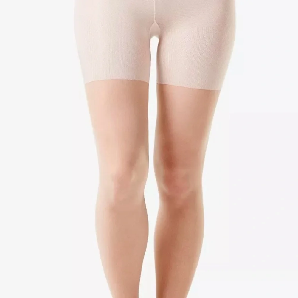 NWT SPANX Shaping Sheers size B